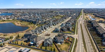 Why Summerside Continues to Be One of Edmonton’s Most Desirable Family Neighbourhoods